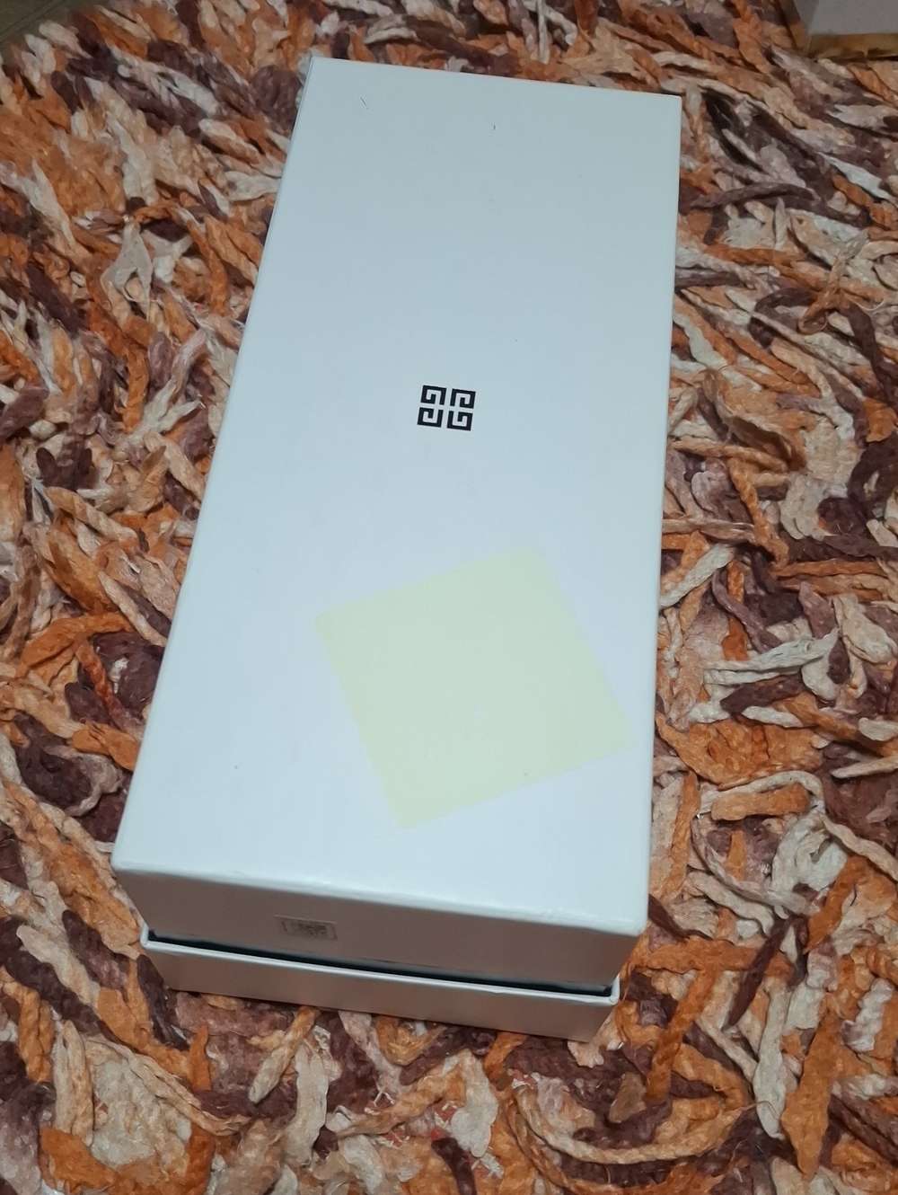Givenchy Box Empty - Picture 4 of 4